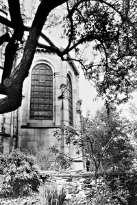 20110629200225-behindcathedralapse