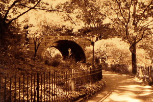 20110629201647-manhattanvilleunderpass