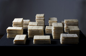 20110712175550-packages_lr
