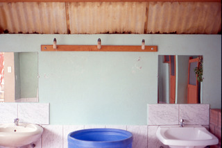 Hostal Sinks, Chumbivilcas,Etta Sandry