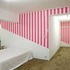 20110905045232-daniel_buren_web