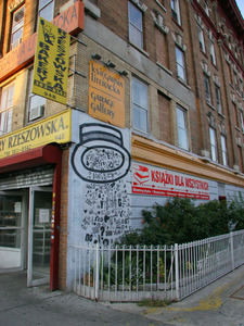 20110908083701-polish_street_corner
