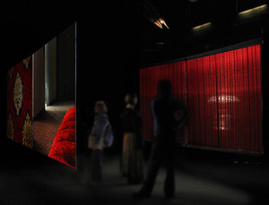 20110920181610-autobahn-installation-006-with-people-test