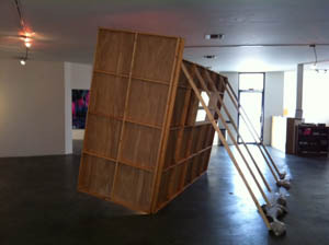 20110922122231-tilted_down_side