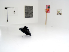 20110927064108-web-rachel-install-1