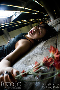 20110927133353-sin_fisted_lost_love_2