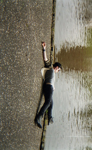20110928045900-moment_no
