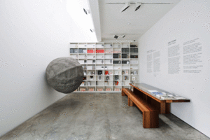 20110928111017-exposure-11-award_installation-view_courtesy-parasol-unit-and-the-artist_photo-hugo-glendinning_001_420_pix_01