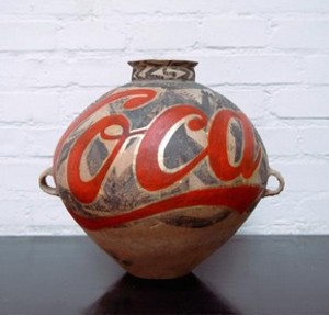 20110929015652-ai_weiwei_cola_vase_custom_290x277_2059537587