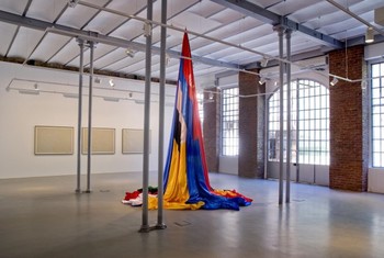 20110930182208-0_installation-shot_840284484
