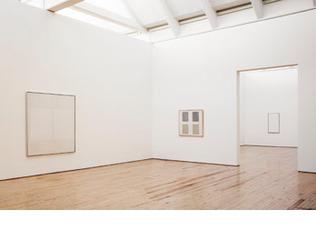  Installation,Agnes Martin