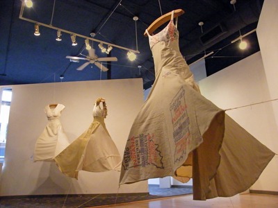20120124004922-evegowns3