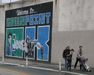 20111101095955-greenpoint_welcome