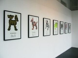 Set of 7 serigraphs made by dots according to the 7 robotic dogs from Dog|LAB]01. Printing 2 or 3 colors (phosphorescent, gold, black, transparent, white, red, pink ink) Edition size: 10,France Cadet