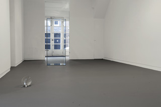 The Emperor’s New Clothes, installation view at Annet Gelink Gallery,Wilfredo Prieto
