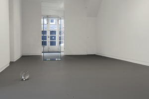 20111224063026-exhibition_view
