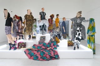 Tentoonstelling SixYards in MMKA ,