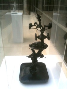 20120202205814-rees_spine_series_5