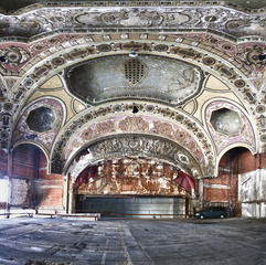 Michigan Drive-In Theater,Eric Holubow