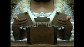 20120311231135-rnoz_still_card_trick_6