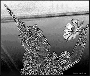 20120320005651-the_lotus_dancer