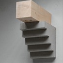 20120504074557-hubert_kiecol_tr_ger__2012__beton__holz__44_x_23_x_45_cm