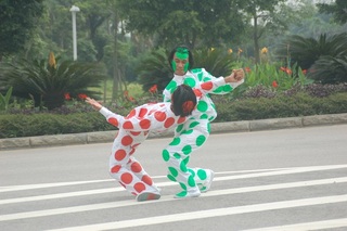 Two Men,Hu Xiangqian
