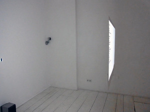 20120517161108-xav6