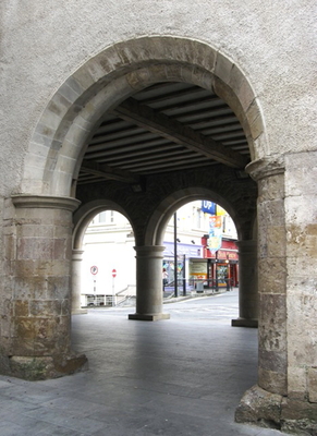 20120521004955-irish_archways_i2340