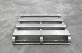 No title (Pallet),Robert Therrien