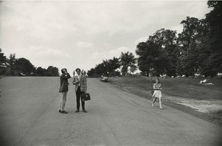 London,Garry Winogrand