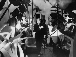 Still from the 1924 Marcel l\'Herbier film L\'inhumaine,