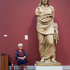 20120906104504-guards_statue_news