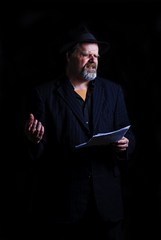 Grassy Noel performing,Antonio Mena