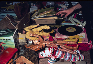  Travelling Garage Sale,Martha Rosler