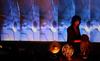 20121115162130-20120925_newworld_1_590