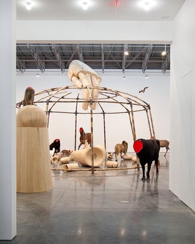 20121216065319-huang_yong_ping_circus_2012