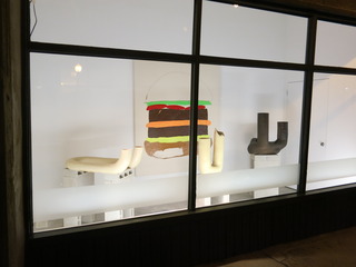 Hamburger with Tubes,Luke Armitstead, Sara Shafran
