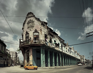  Yellow Car, Havana,Michael Eastman