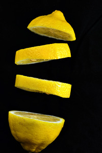 20121208175419-lemon