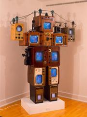 Alexander Graham Bell,Nam June Paik