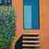 20130101210350-next_door