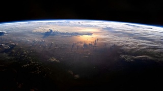 Sun on the Pacific, ISS 007 Crew, July 21, 2003,MICHAEL BENSON