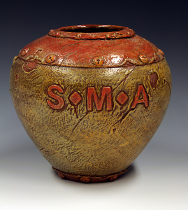 20130213215614-sma-vase-1w