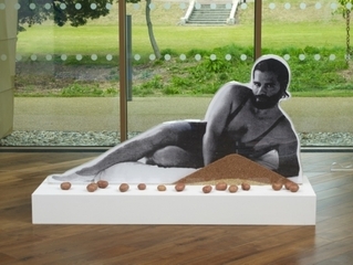 Karl Lagerfeld Bean Counter,ANTHEA HAMILTON