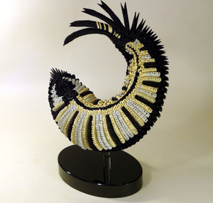 20130302225731-camaron_paper_sculpture