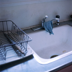 20130313144338-sink_estatesale