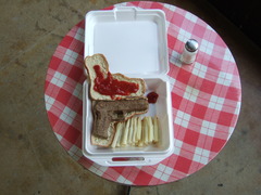 20130328025348-owens_b_d_freedom_burger___fries