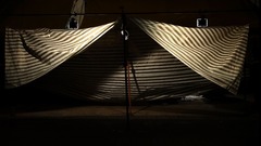 20130331044149-goldfabric_videostill1_web