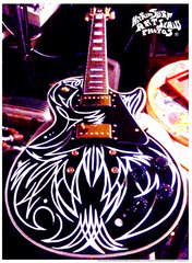 20130509225826-hot_rod_surf_mwm_pinstriped_guitar_sm___00_